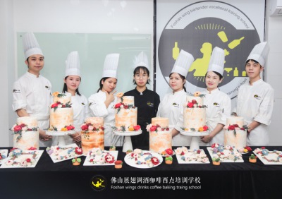 學(xué)烘焙，去報短期烘焙學(xué)習(xí)班好不好？