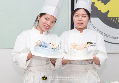 烘焙師適合女生學(xué)嗎？女生適合學(xué)什么